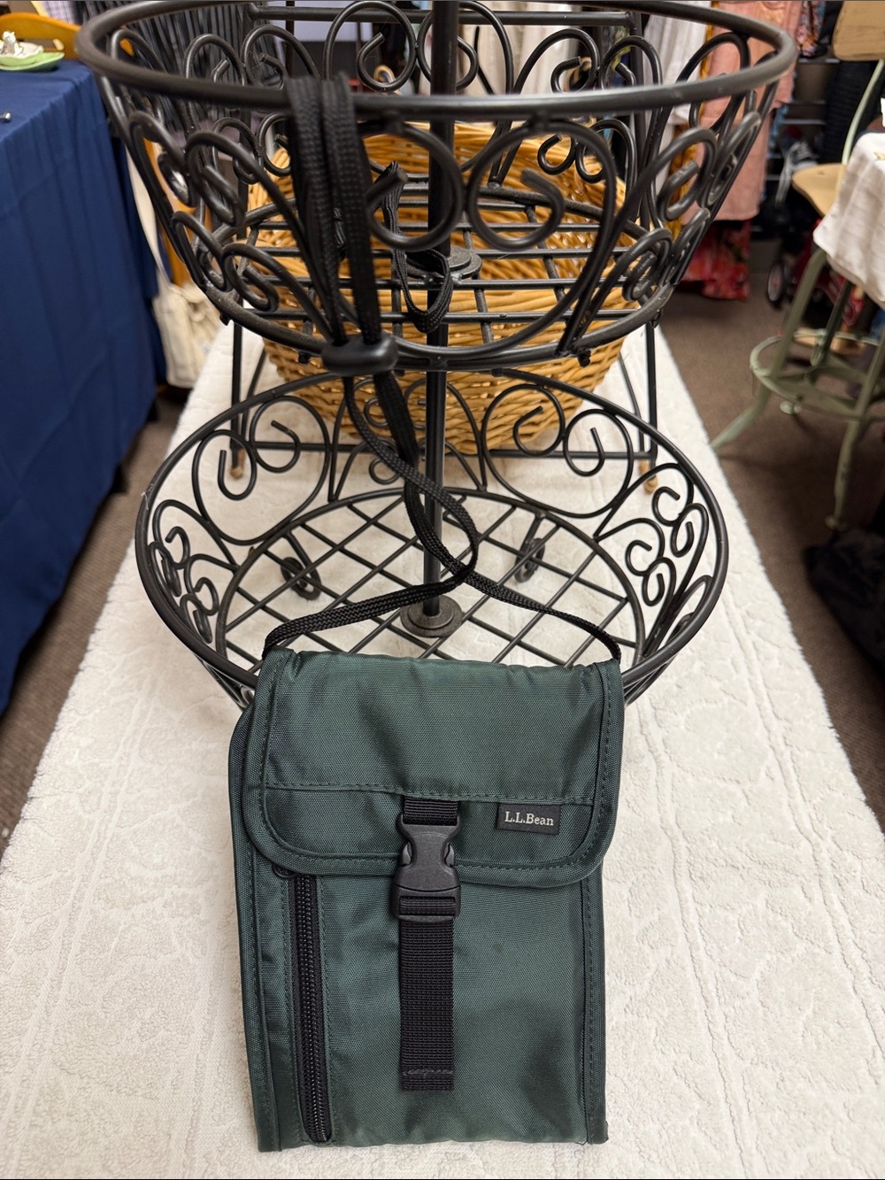 L.L. Bean Forest Green Men's Travel Crossbody Pouch